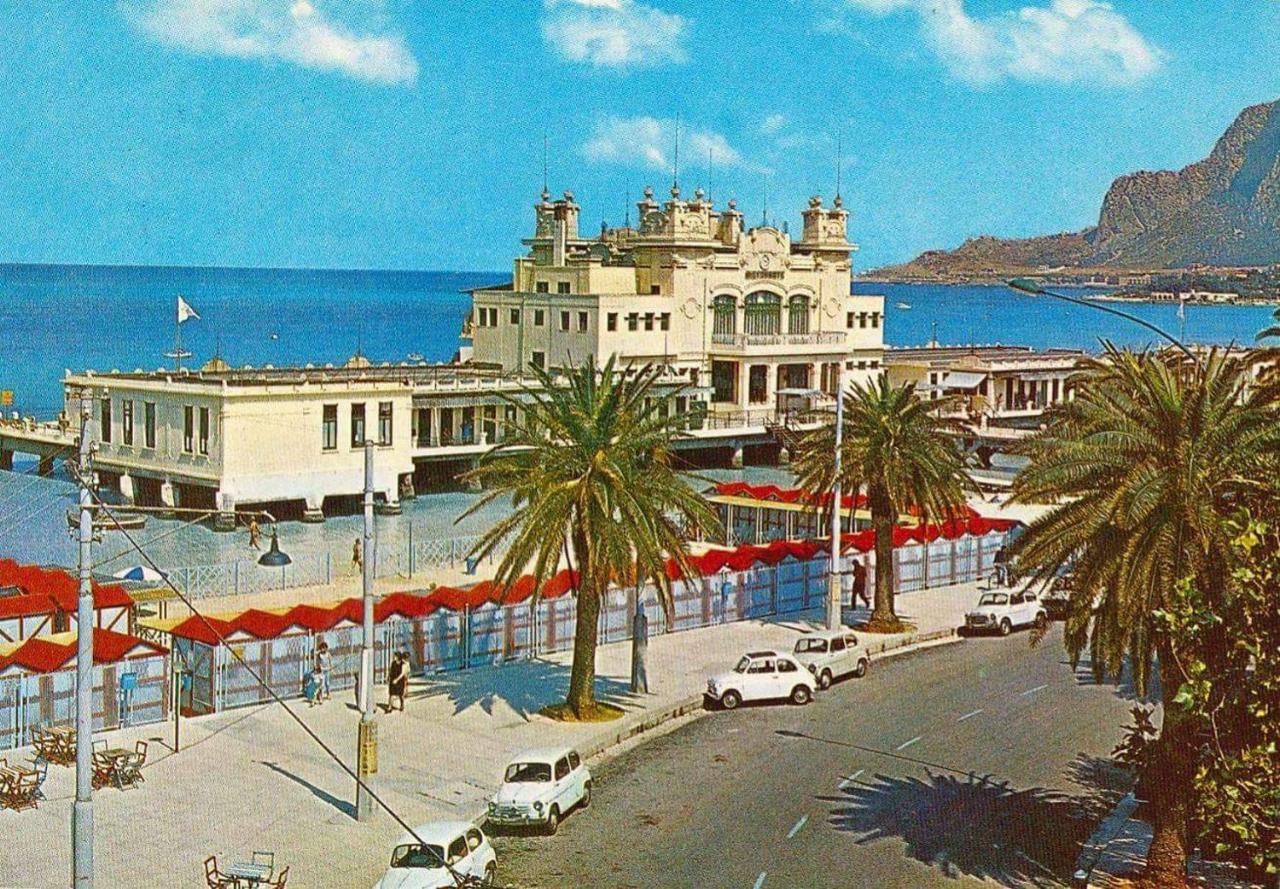 Il Cristallo Di Venere Hotel Palermo Luaran gambar